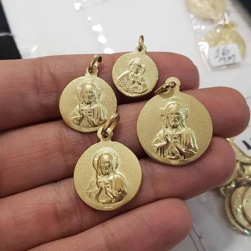 Colgante escapulario de oro amarillo 18k, medalla religiosa clásica para regalo
