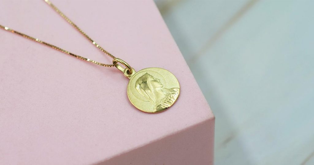 Medalla Virgen de Perfil