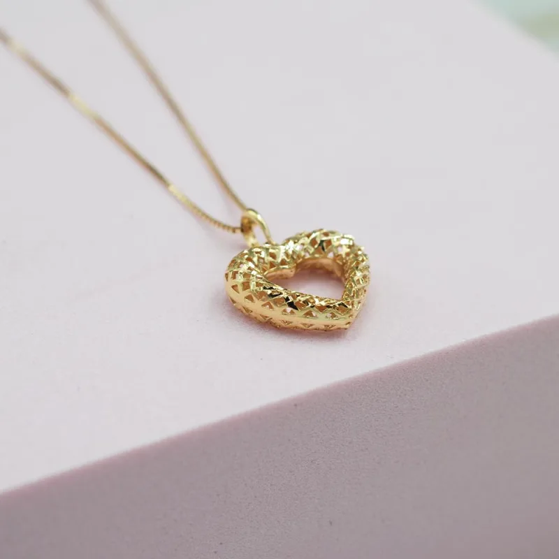 Colgante Corazon Troquelado Oro Amarillo 18k