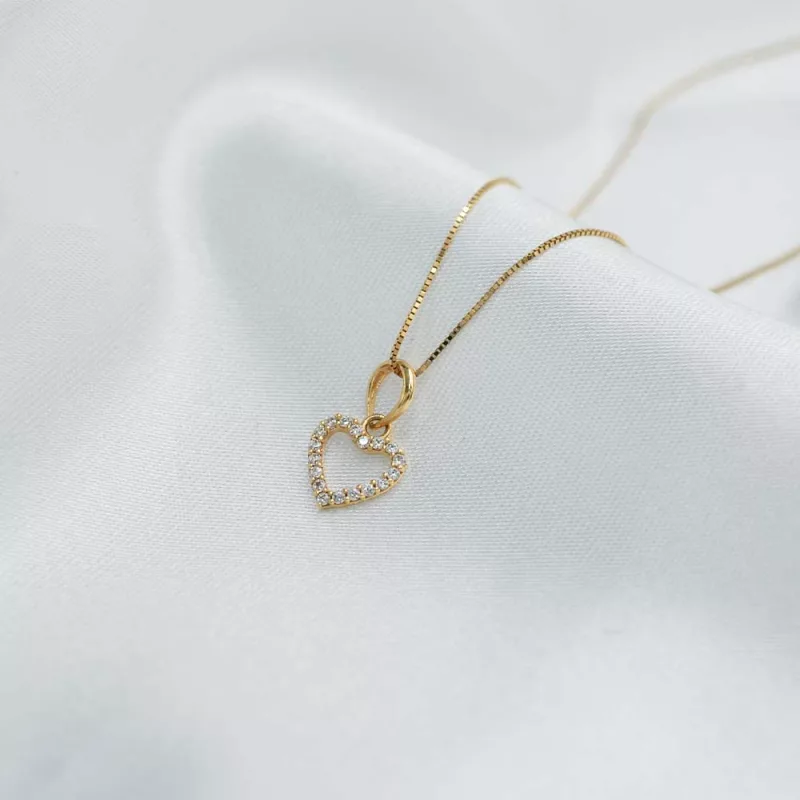 Conjunto Corazon Circones Oro 18k