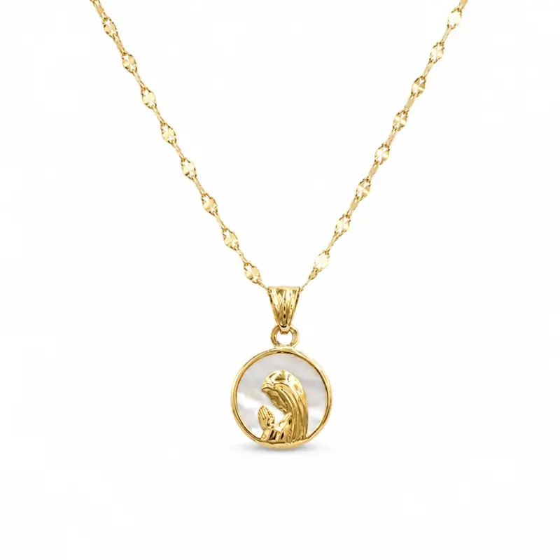 VN_12ON_DET11 Conjunto Medalla Virgen Niña 12mm con cadena caffe de 40cm. De oro amarillo 18k con madreperla.
