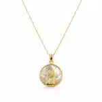 Conjunto completo de medalla virgen niña de 17mm con cadena veneciana de 45cm. Piezas de oro amarillo 18k.