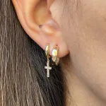 Aro Argolla con Cruz Colgante de Oro Amarillo 18k y circones