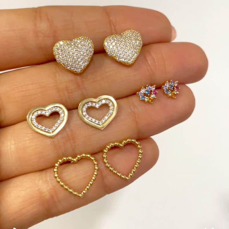 Aros de Corazon de oro amarillo 18k