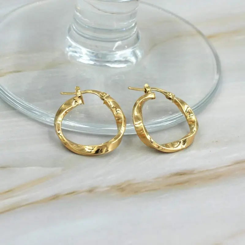 AR_ARGOLLAPAULA2 Aros de oro 18K – estilo minimalista y femenino