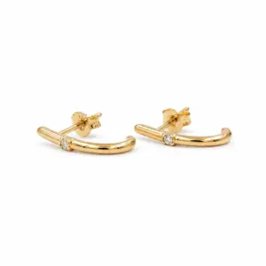 Aro de oro amarillo 18k con circon, modelo delicado y minimalista.
