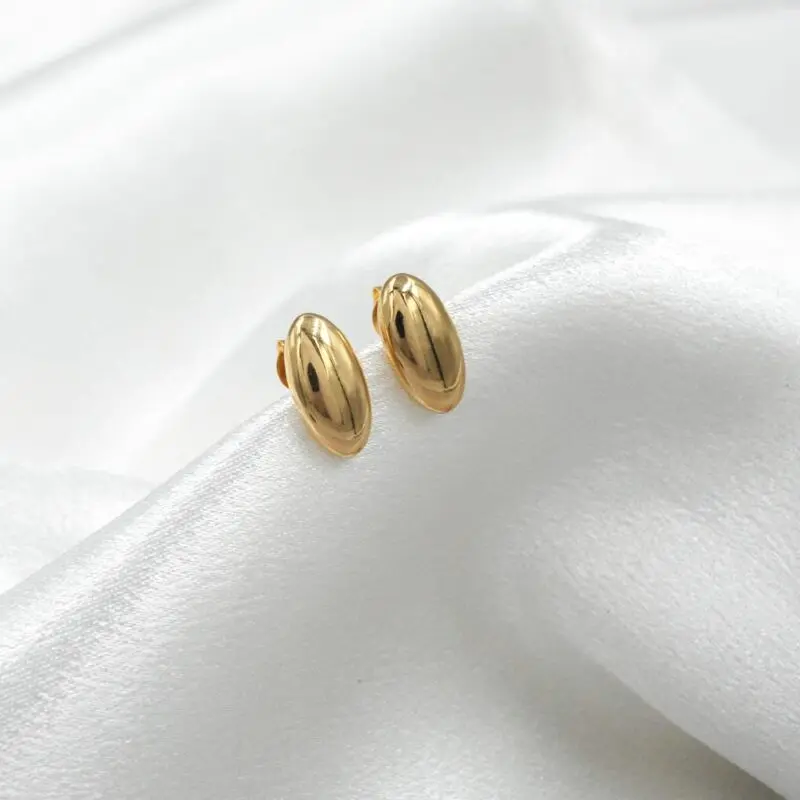 AR_OVAL4 Aro Oval Oro Amarillo 18k - aro elegante para mujer, diseño atemporal y clásico