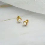 Detalle de los Abridores Perla de Oro Amarillo 18K con perla de 5,5 mm